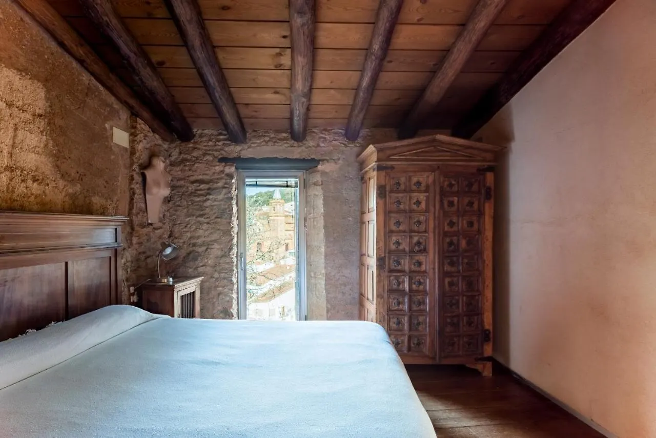 El Risco Del Lomero Holiday home Valdelarco
