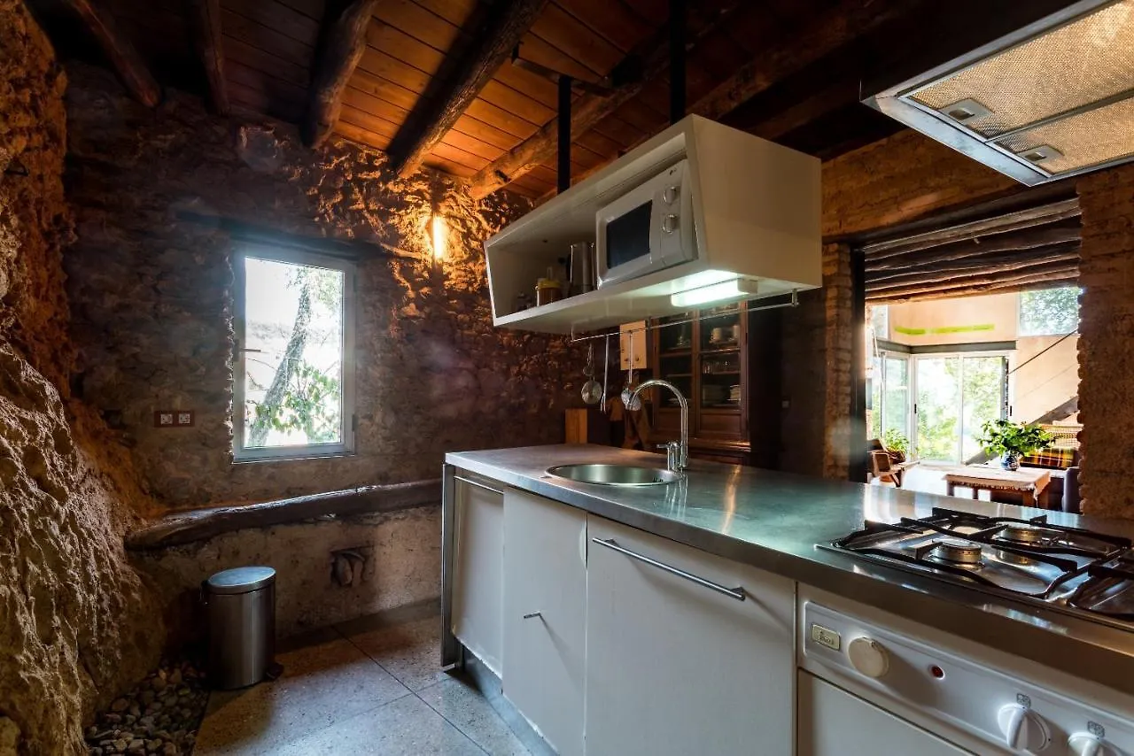 El Risco Del Lomero Holiday home Valdelarco