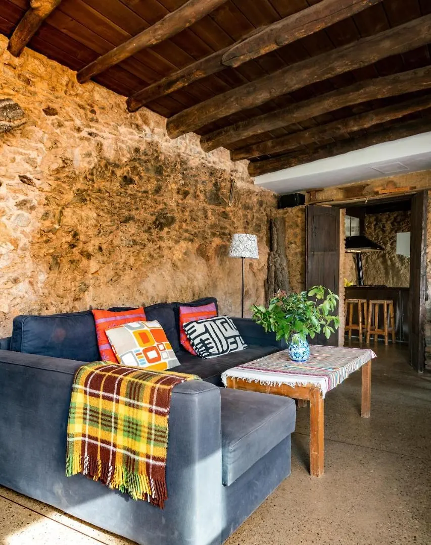 El Risco Del Lomero Holiday home Valdelarco Spain